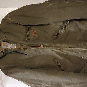 Carhartt coat, Medium, Olive Green